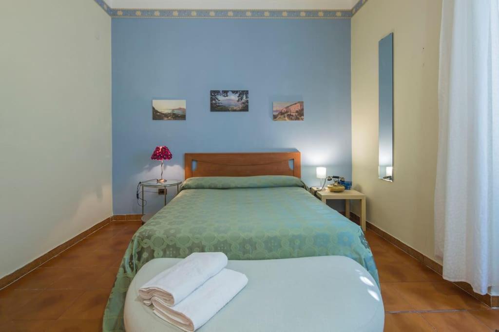 Casa Panoramica Lejlighed Castellammare di Stabia Eksteriør billede