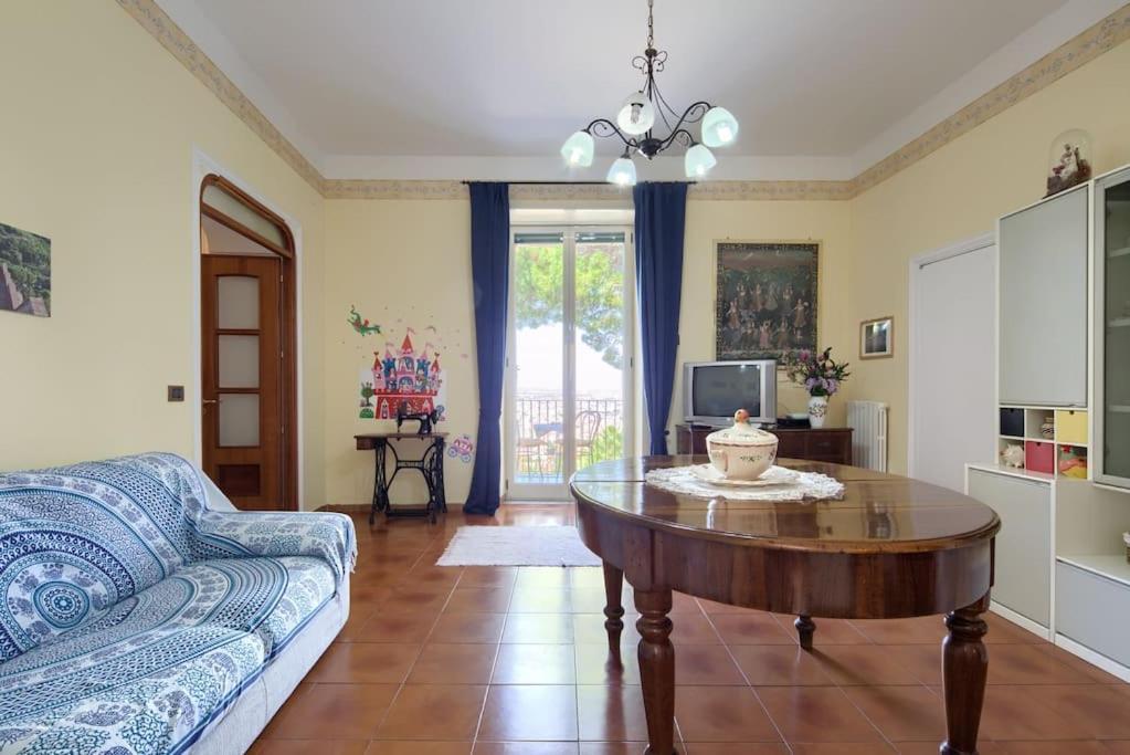 Casa Panoramica Lejlighed Castellammare di Stabia Eksteriør billede