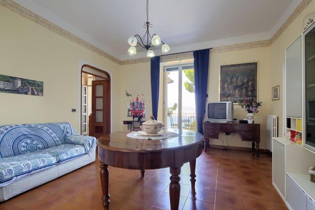 Casa Panoramica Lejlighed Castellammare di Stabia Eksteriør billede